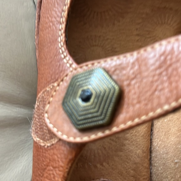 Montana Artisan crafted leather shoes - Picture 6 of 14